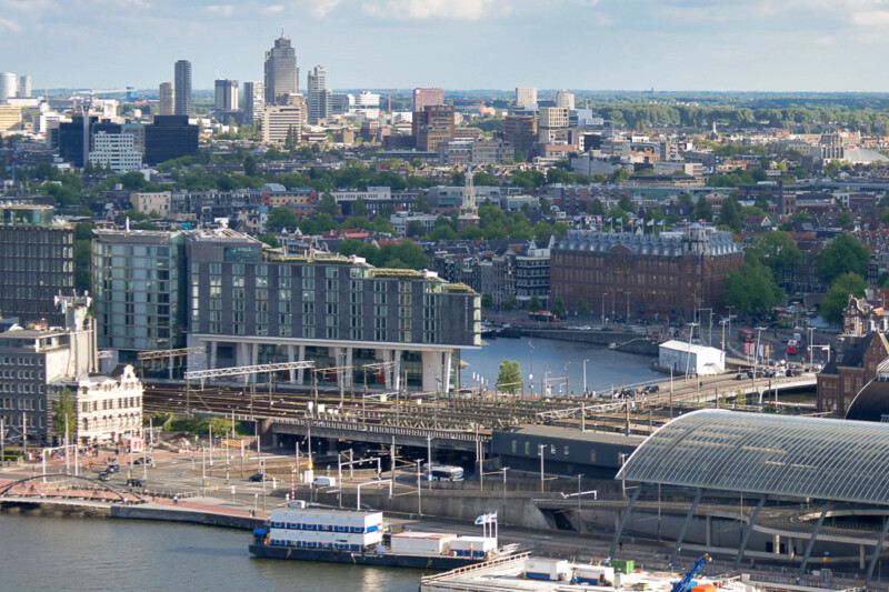 Hafenviertel und Hauptbahnhof von oben