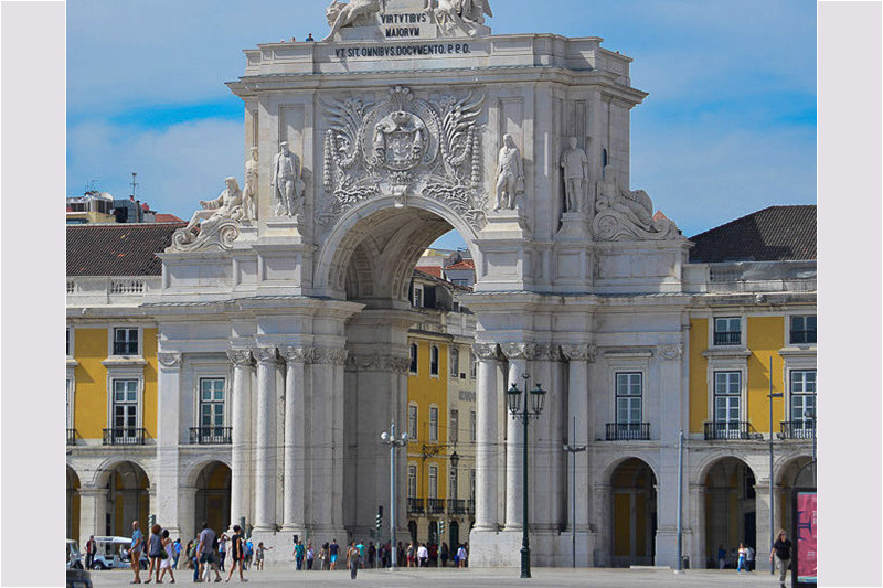 Der Arco da Rua Augusta am Praça do Comércio