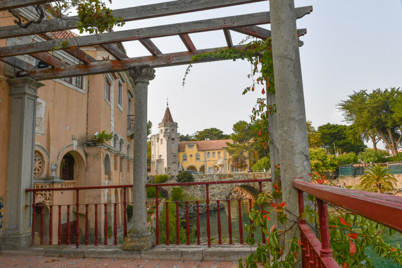 Pergola mit Blick aufs Wasser