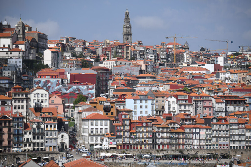 Blick über die Dächer der Altstadt von Porto