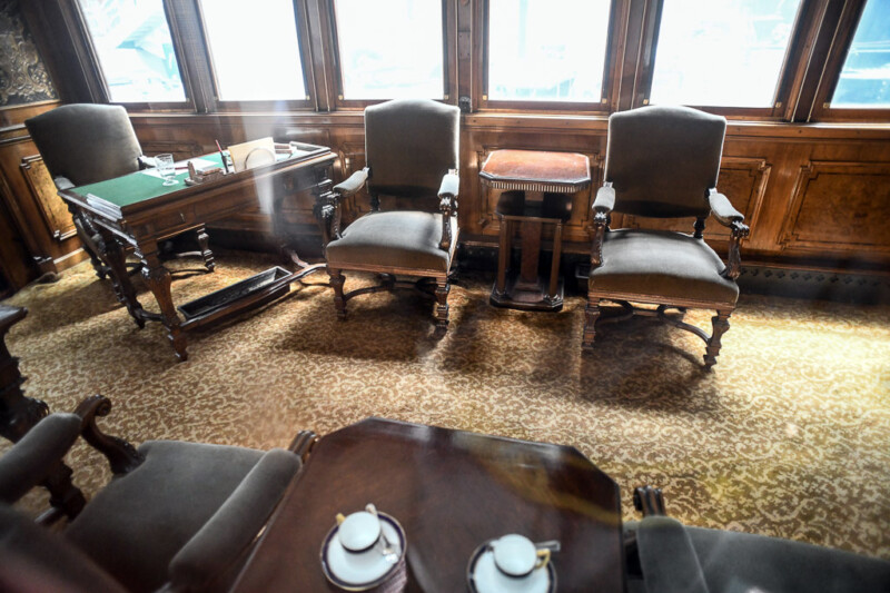 Nachgebautes Salonzimmer