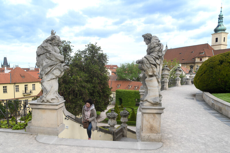 Statuen an der Balustrade