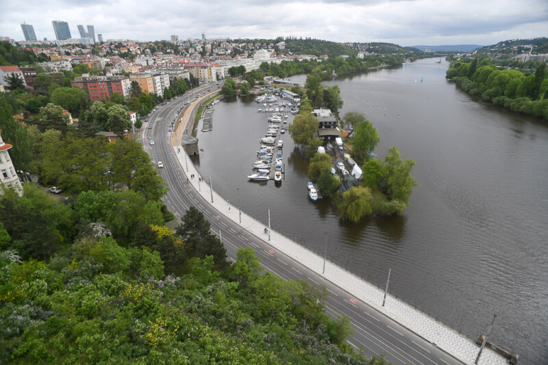 Moldau mit Insel